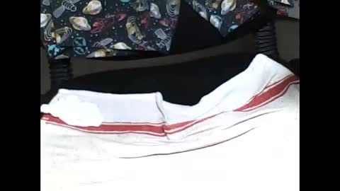 Snapshot of lewdnlovely chatting on November 12, 2025, 7:20 am lewdnlovely online show from November 12, 2025, 7:20 am