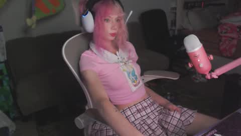 Snapshot of lewdy_booty chatting on October 23, 2025, 3:50 am lewdy booty online show from October 23, 2025, 3:50 am