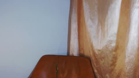 i  am lewis ly EDUARDO MEMDOZA15 online show from February 4, 2026, 7:53 pm