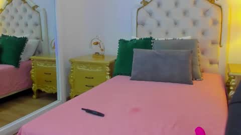    online show from November 16, 2025, 11:49 am