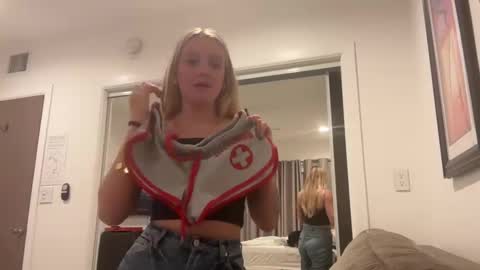 lexisRose online show from December 9, 2024, 12:45 am