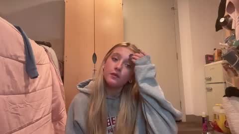 lexisRose online show from December 13, 2024, 12:09 am