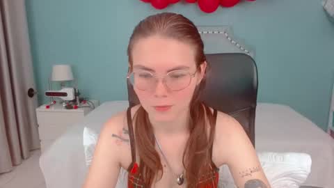 Lexas Room online show from September 30, 2025, 4:28 am