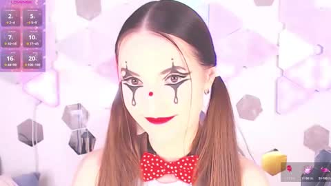 Alexia online show from September 19, 2025, 8:27 am