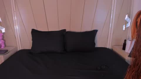 Snapshot of lexiee__ chatting on January 7, 2026, 11:56 am lexiee__ online show from January 7, 2026, 11:56 am