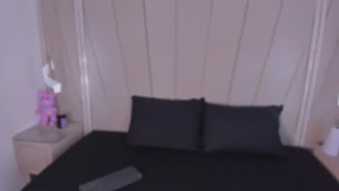 Snapshot of lexiee__ chatting on January 12, 2026, 12:10 pm lexiee__ online show from January 12, 2026, 12:10 pm