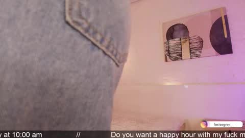 Snapshot of lexiee_grey_ chatting on March 11, 2025, 12:17 pm Lexie online show from March 11, 2025, 12:17 pm