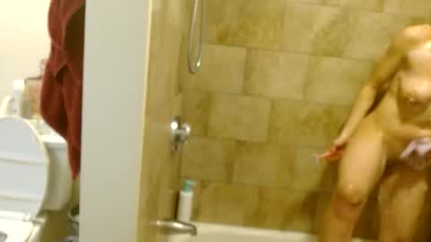 Snapshot of lexiel0veswood chatting on February 21, 2026, 10:44 pm lexiel0veswood online show from February 21, 2026, 10:44 pm