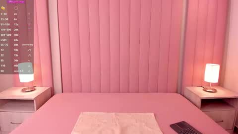 Lexie Thompson  online show from March 10, 2026, 12:10 pm