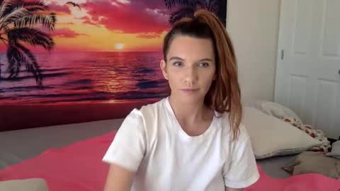 Alexia L. online show from November 4, 2025, 5:12 pm