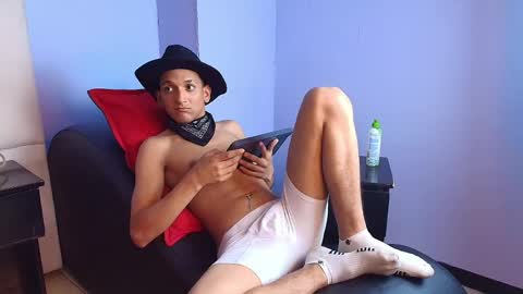 Snapshot of lexter_blue chatting on April 18, 2026, 9:04 pm Lexter Blue online show from April 18, 2026, 9:04 pm