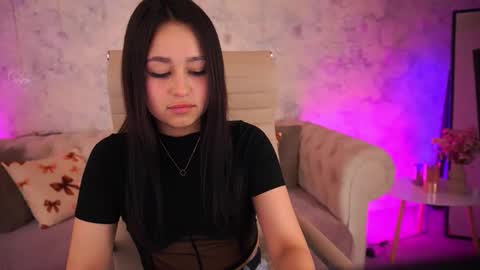 Lexi online show from May 17, 2026, 6:22 am