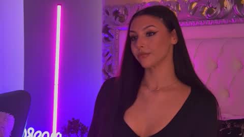 LexyBanks online show from January 12, 2026, 8:19 am