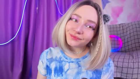 LexxxY online show from September 18, 2025, 6:26 am