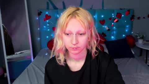 Lexy online show from February 20, 2025, 10:27 am