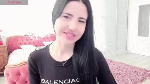 lexyswett online show from December 19, 2025, 7:59 am