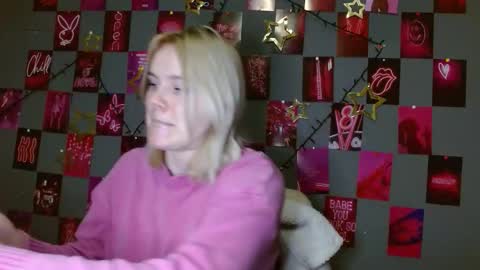 Snapshot of leyla_le chatting on January 7, 2026, 7:11 am Leyla online show from January 7, 2026, 7:11 am