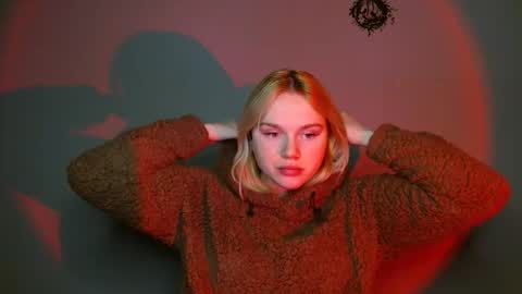 Snapshot of leyla_le chatting on January 19, 2026, 8:07 am Leyla online show from January 19, 2026, 8:07 am