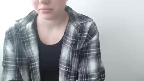 Snapshot of leyla_le chatting on February 27, 2026, 7:52 am Leyla online show from February 27, 2026, 7:52 am