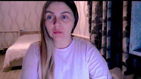 Snapshot of li_lit chatting on February 22, 2026, 6:17 pm li_lit online show from February 22, 2026, 6:17 pm