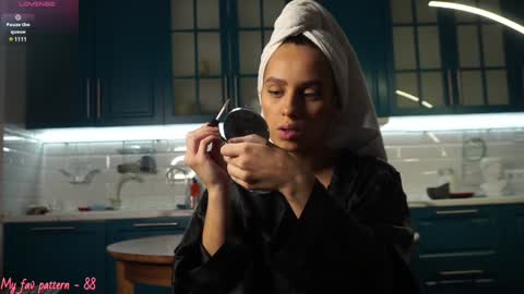 Hey Im Alexa  tg online show from December 10, 2024, 3:12 pm