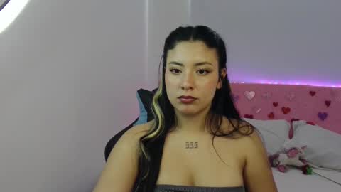 Lia  online show from February 19, 2025, 5:38 pm