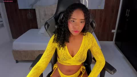 Snapshot of lia_16_ chatting on May 15, 2026, 11:17 am lia_16_ online show from May 15, 2026, 11:17 am
