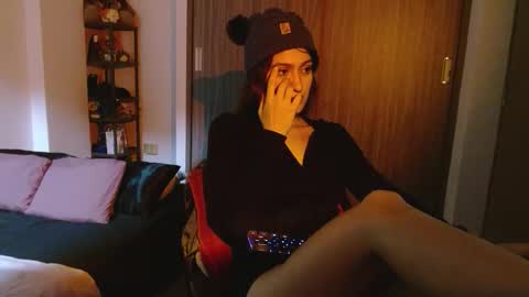 liliana online show from February 18, 2026, 1:51 pm