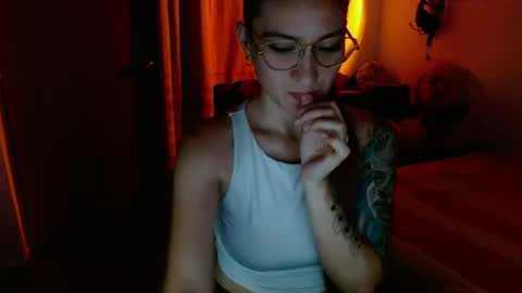 Snapshot of lia_ana_ chatting on May 5, 2026, 5:37 am liliana online show from May 5, 2026, 5:37 am