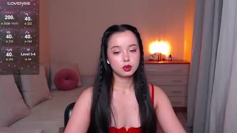 L I A online show from October 16, 2025, 4:30 pm
