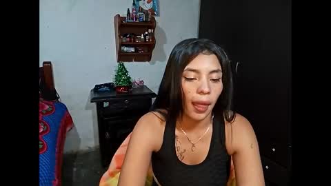 Lia online show from December 17, 2024, 10:00 pm