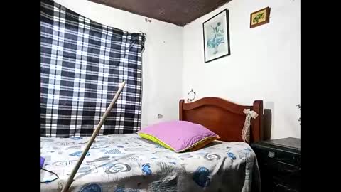 Lia online show from February 10, 2025, 11:36 am