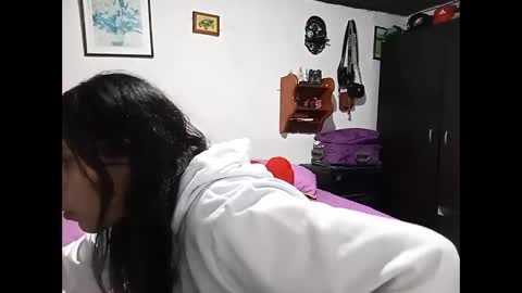 Lia online show from February 15, 2025, 12:04 am