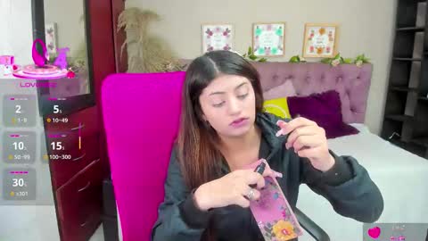 lia online show from December 19, 2025, 12:56 pm