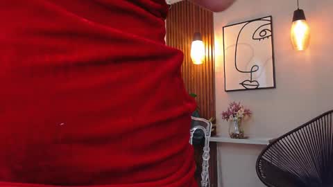 LIA online show from April 12, 2026, 4:56 pm