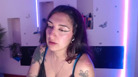 Lia Mitch online show from December 9, 2024, 10:20 pm
