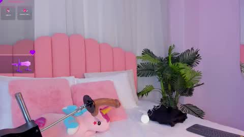 lia_queen18 online show from September 23, 2025, 11:24 am