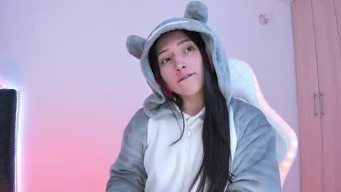 Little Queen Lia  online show from January 18, 2025, 12:35 am