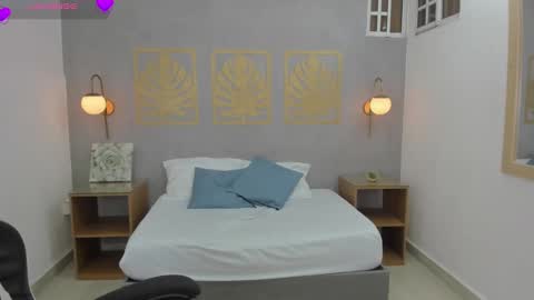 Lia  online show from March 7, 2025, 5:40 am