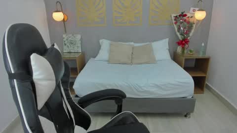 Lia  online show from March 12, 2025, 2:09 am