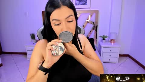 Snapshot of lia_simons chatting on January 22, 2025, 7:35 am Alejandra online show from January 22, 2025, 7:35 am