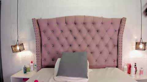 Snapshot of lia_sofiia chatting on May 11, 2026, 9:04 am lia_sofiia online show from May 11, 2026, 9:04 am
