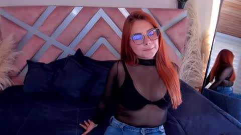 Snapshot of lia_velvet__ chatting on March 2, 2026, 1:40 pm Lia online show from March 2, 2026, 1:40 pm