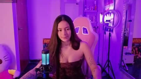 Lia Butera online show from May 4, 2026, 9:44 pm