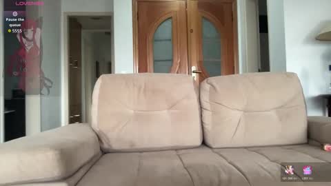 val and tina online show from April 18, 2026, 7:58 pm