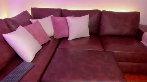 Liah online show from October 16, 2025, 2:01 am