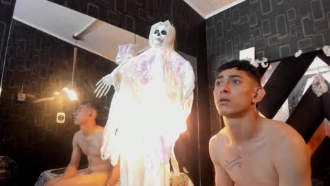 liam_and_barbie online show from October 19, 2025, 3:40 am