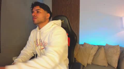 Liam Collins online show from February 25, 2026, 12:04 pm