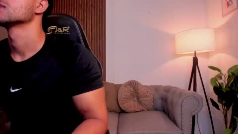 Liam Collins online show from June 5, 2026, 12:00 pm