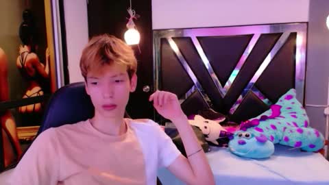 Snapshot of liam_green1 chatting on February 11, 2026, 12:10 pm liam_green1 online show from February 11, 2026, 12:10 pm